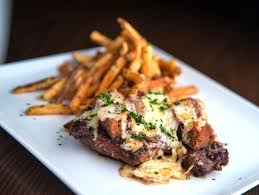 Sinema signature dishes Steak Frites
Seared Scallops
Seasonal Desserts